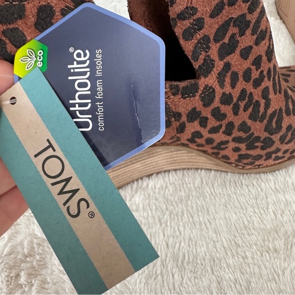 TOMS Kallie Women’s Wedge Booties Dark Ember Leopard Suede Size 8.5 NWT - Picture 10 of 11